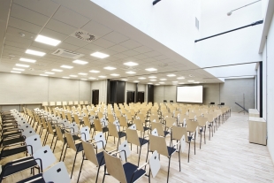 Sala A + Sala B + Sala C