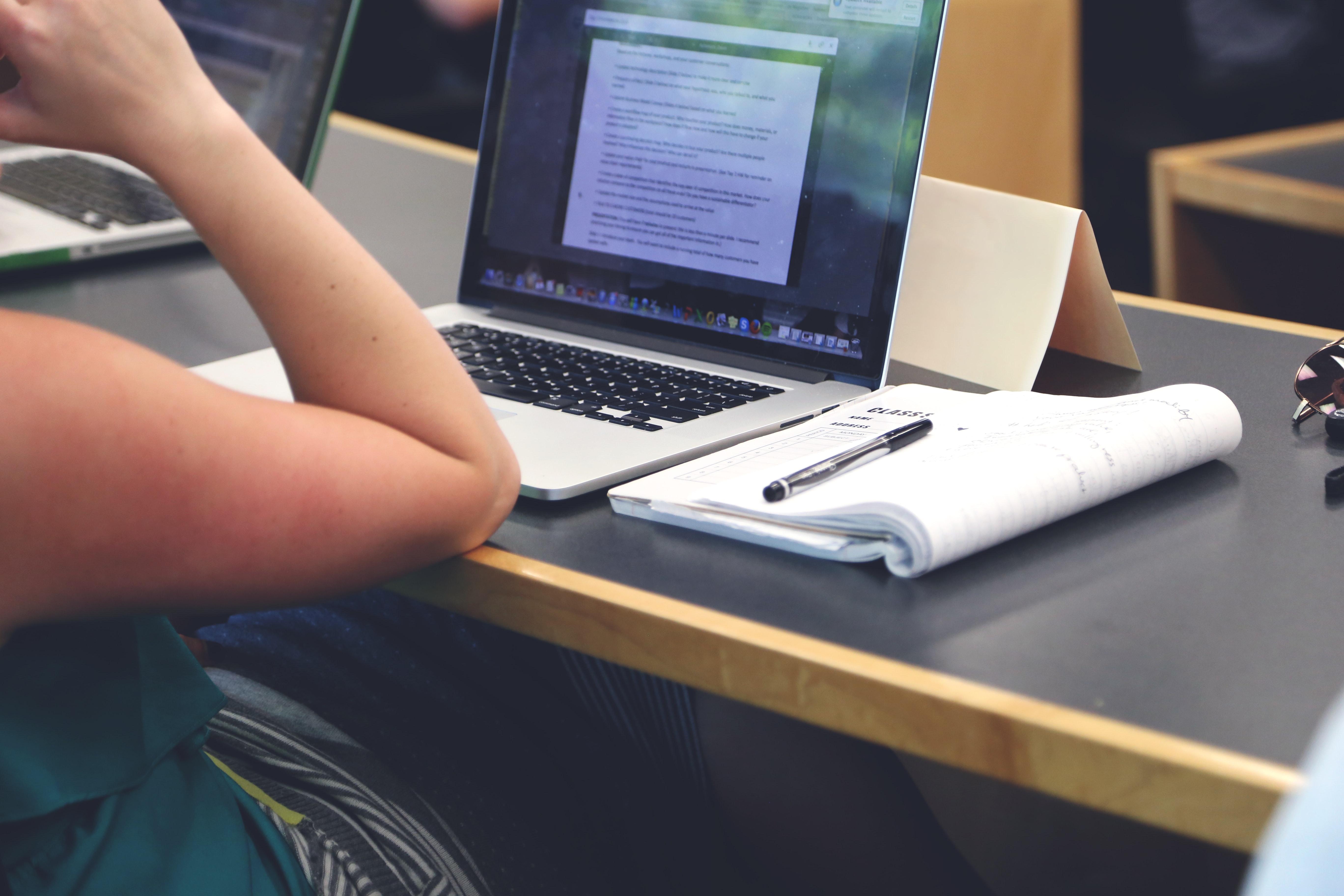 notes-macbook-study-conference-7102.jpg (1.31 MB)